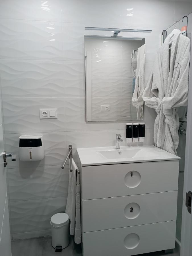 Habitaciones2 Renfe Alicante Room photo